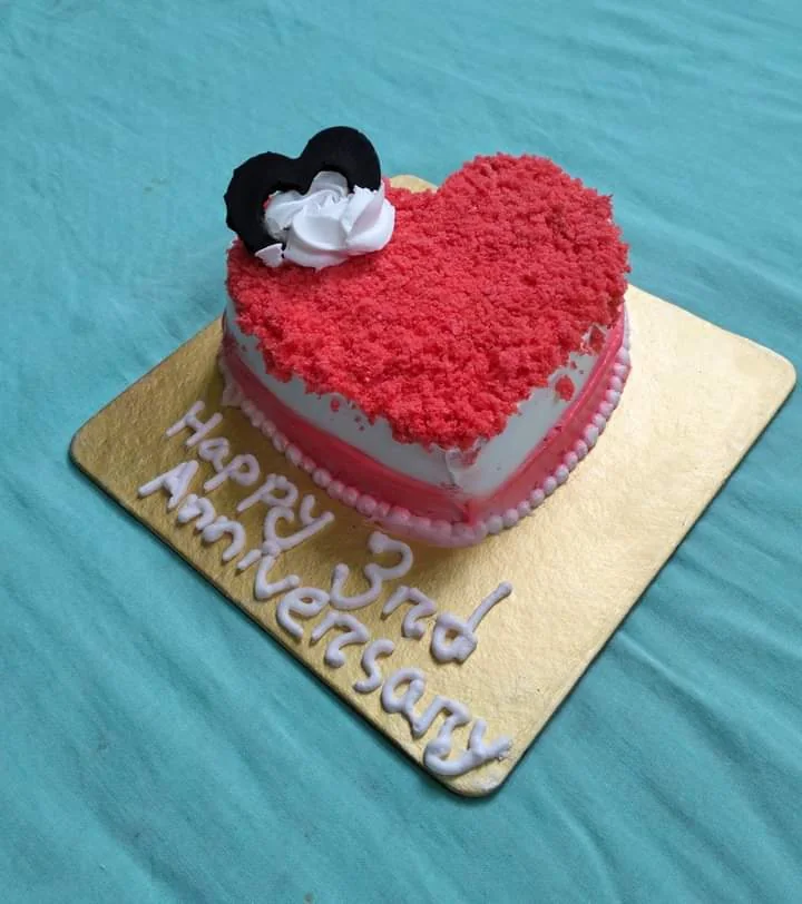 Heart shaped homemade cake