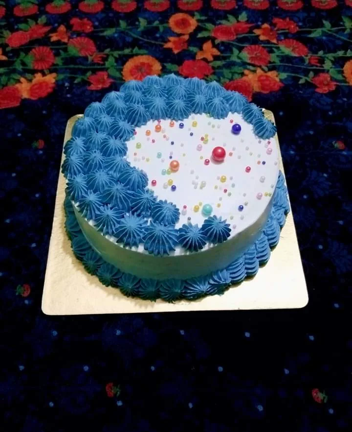 Blue custom birthday cake by Shah-Roj